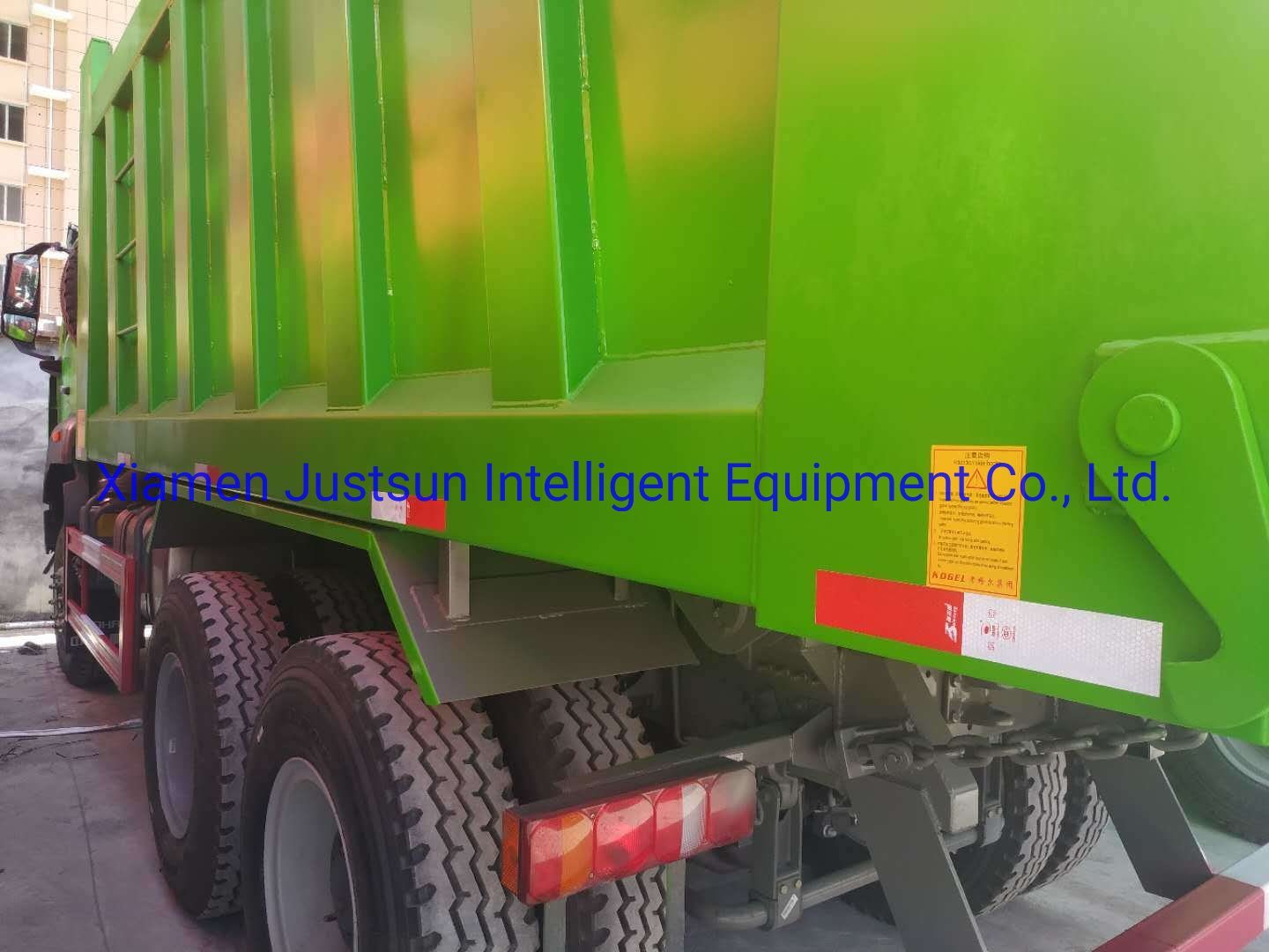 Sinotruk N7 Dump Truck with 10 Wheeler
