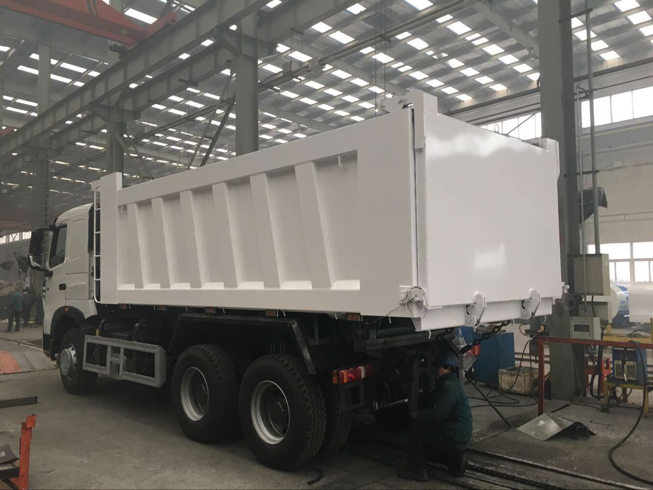 20cbm 420HP 6X4 Dump Truck