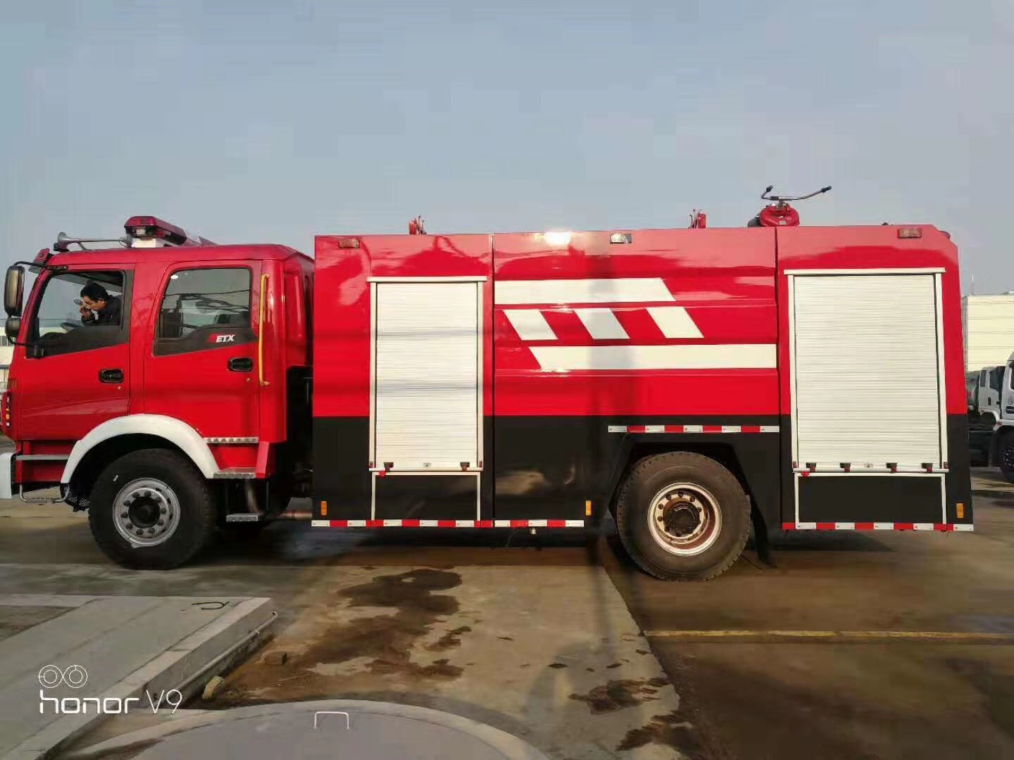 Hot Price Isuzu 4*2 Fire Fighting Trucks
